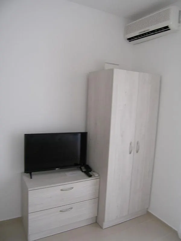 Apartmani Matela Petrčane Chorwacja