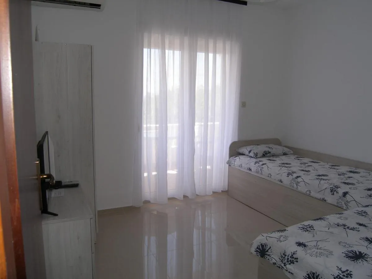 Appartamento Apartmani Matela Petrcane