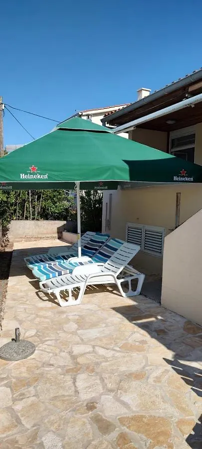 Apartmani Matela Petrčane Chorwacja