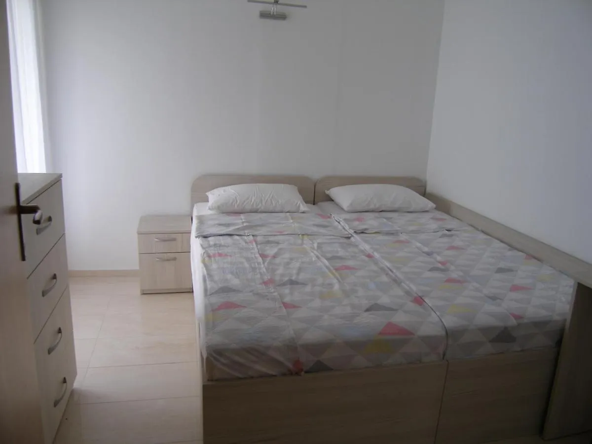 Apartament Apartmani Matela Petrčane