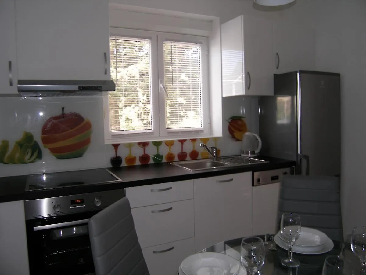 Apartmani Matela Petrčane