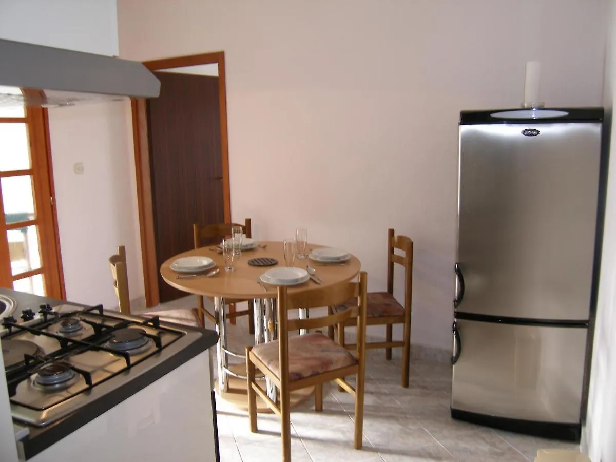 Apartament Apartmani Matela Petrčane